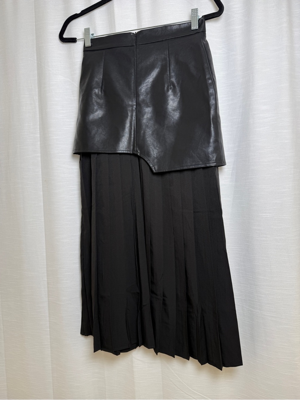 Micas Black Faux Leather Pleated Midi Skirt | Size XS - Picture 10 of 14